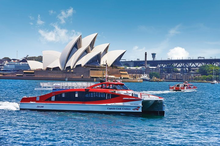 Sydney Harbour Ferry With Taronga Zoo Entry Ticket - Holiday Byron Bay